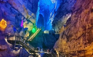 广西南丹有哪些必游景点？