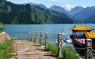 乌鲁木齐周边有哪些必游景点？