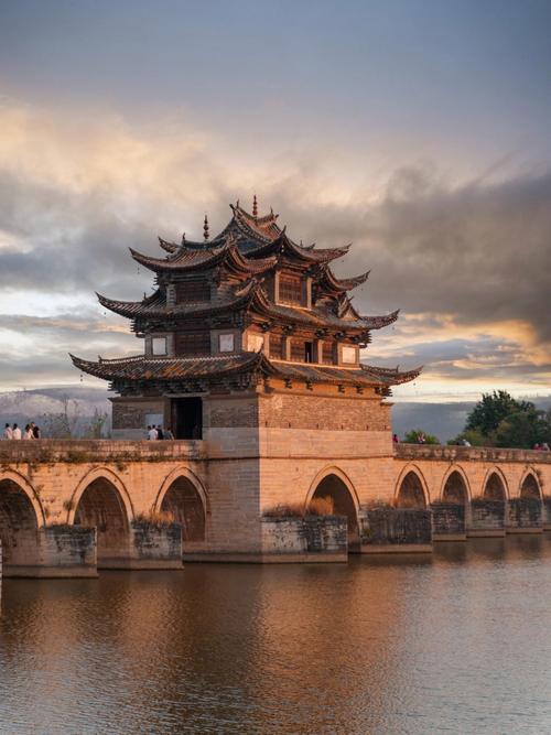 昆明周边自驾游,哪些地方最值得去?-第1张图片-星月文旅 昆明周边自驾游,哪些地方最值得去?-第1张图片-星月文旅