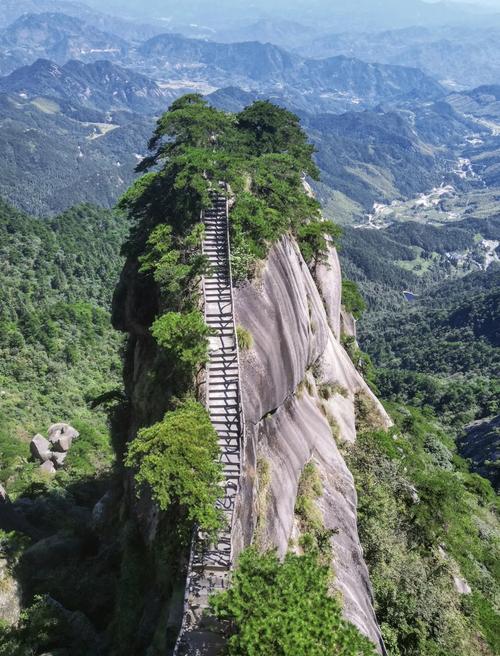 自驾游安徽天柱山攻略有哪些要点？-第2张图片-星月文旅