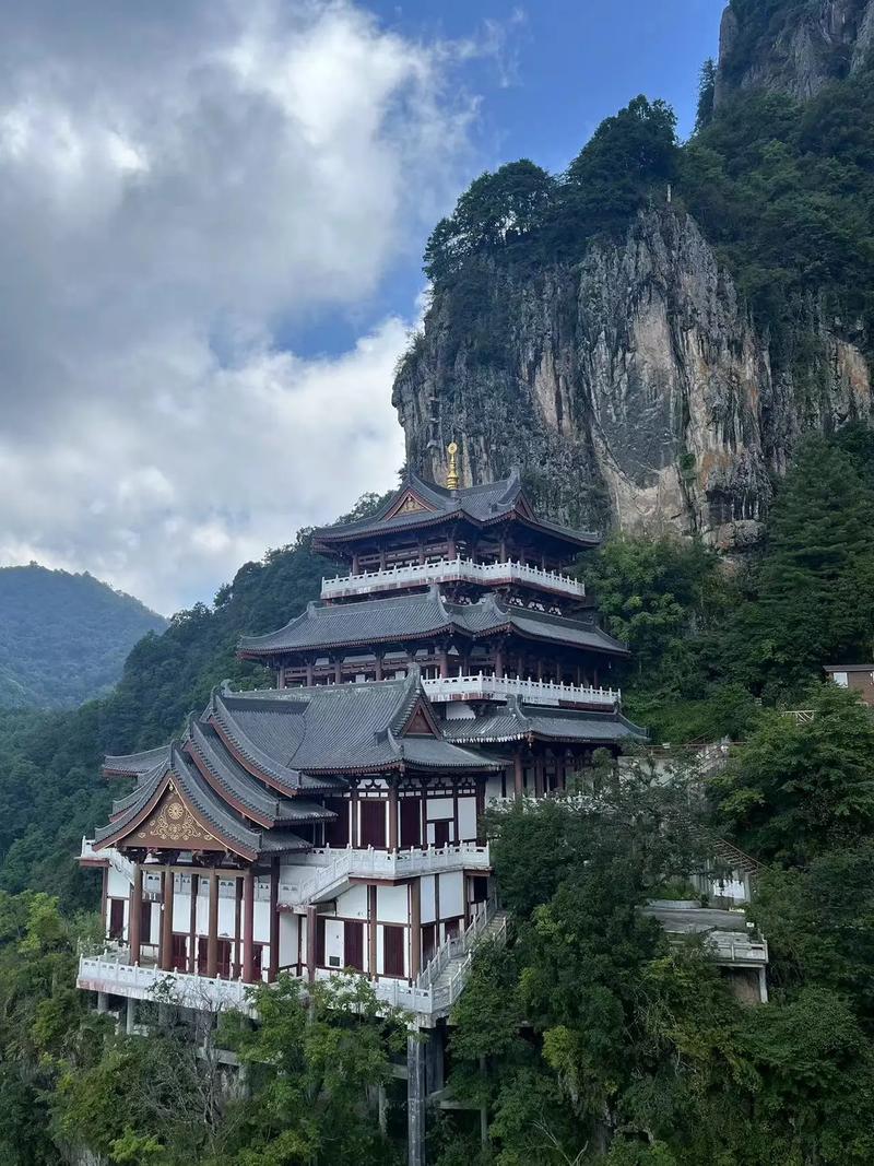 安康旅游景点排行榜一日游-第3张图片-星月文旅