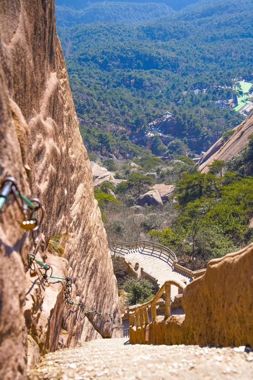 浙江爬山哪处景点最值得一去？-第3张图片-星月文旅
