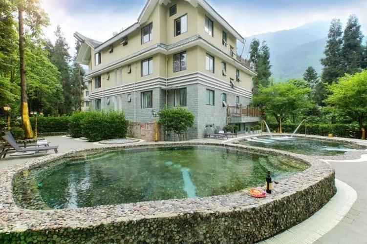 虹都水岸温泉自驾游套餐包含哪些内容？-第3张图片-星月文旅