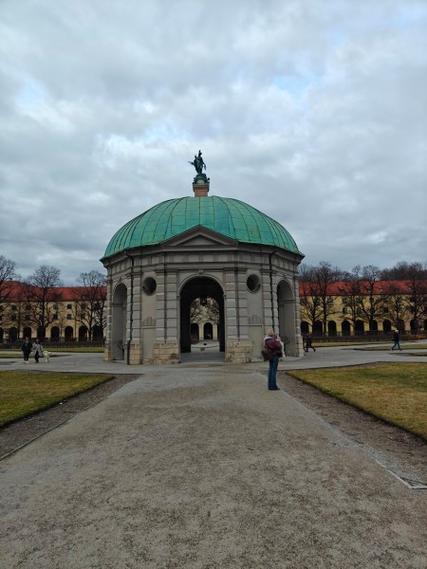 慕尼黑到维也纳怎么玩最省心？-第3张图片-星月文旅