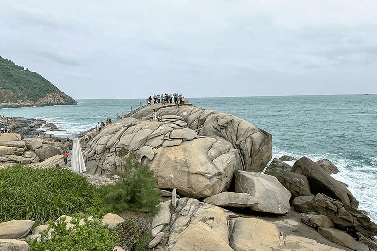 2025春节海南自驾游怎么安排最省心?-第3张图片-星月文旅 2025春节海南自驾游怎么安排最省心?-第3张图片-星月文旅