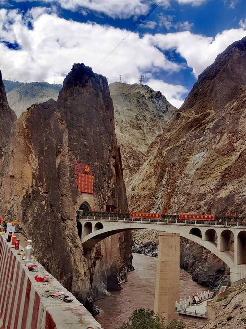 西藏自驾穷游怎么规划才靠谱?-第3张图片-星月文旅 西藏自驾穷游怎么规划才靠谱?-第3张图片-星月文旅