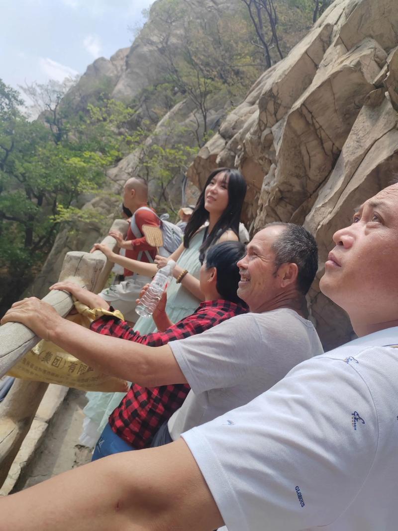 三皇寨到少林寺自驾游路线怎么走?-第1张图片-星月文旅 三皇寨到少林寺自驾游路线怎么走?-第1张图片-星月文旅