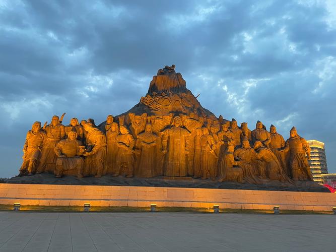 鄂尔多斯有哪些值得一游的景点？-第3张图片-星月文旅