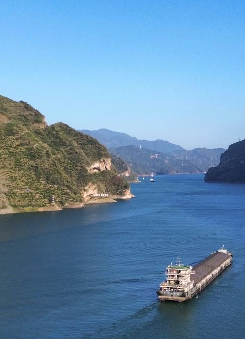 秭归十大旅游景点,哪些最值得一游?-第1张图片-星月文旅 秭归十大旅游景点,哪些最值得一游?-第1张图片-星月文旅