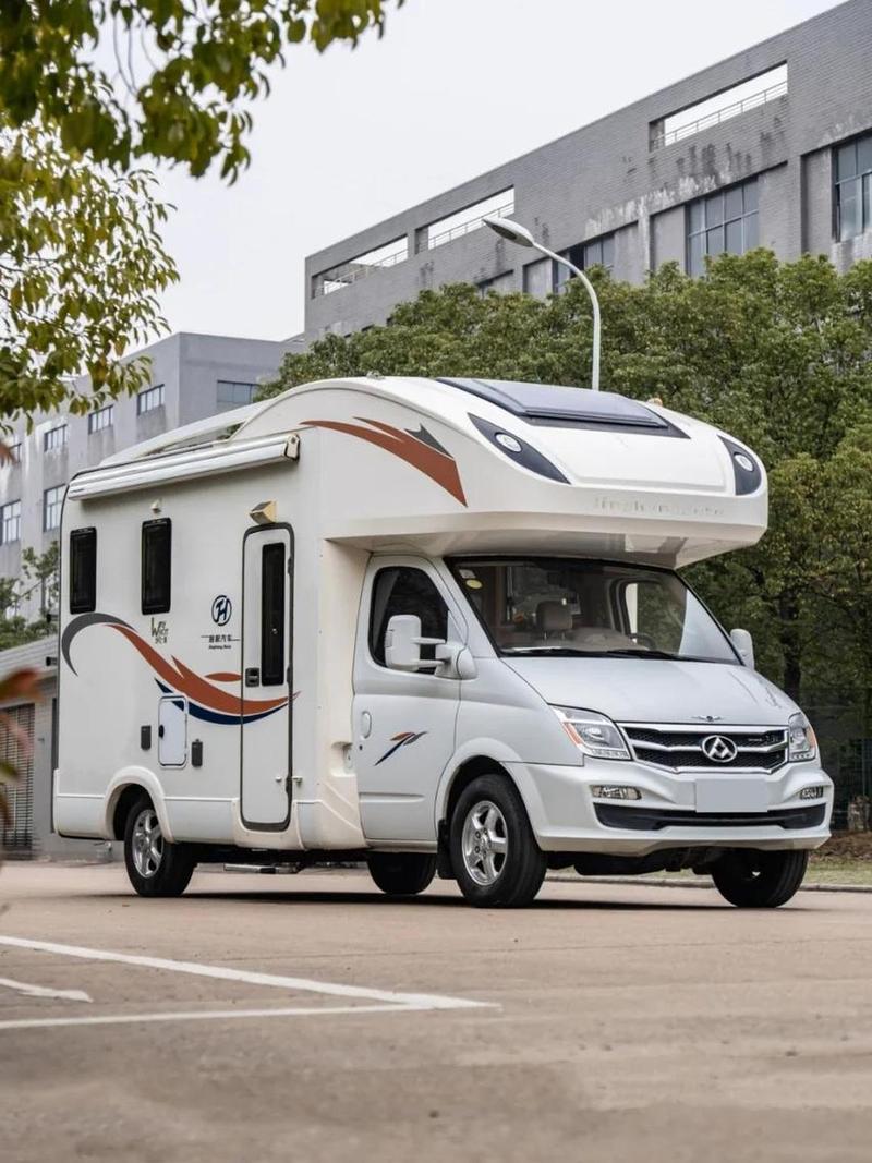 大通V80房车自驾游怎么玩才尽兴?-第1张图片-星月文旅 大通V80房车自驾游怎么玩才尽兴?-第1张图片-星月文旅