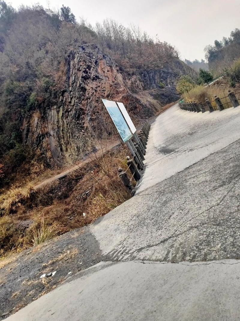 天祝小三峡自驾路况怎么样?-第1张图片-星月文旅 天祝小三峡自驾路况怎么样?-第1张图片-星月文旅