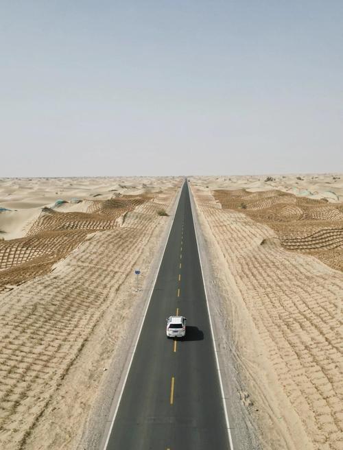 克拉玛依至和田自驾游-第1张图片-星月文旅