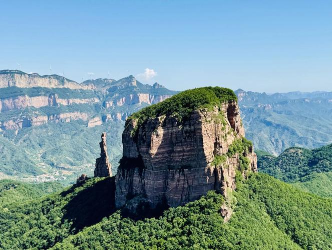 离石家庄最近有哪些旅游景点？-第2张图片-星月文旅