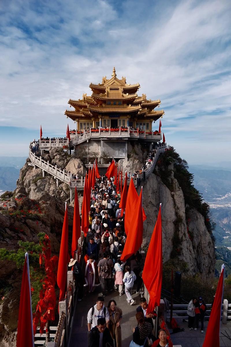 栾川老君山自驾游怎么玩最省心?-第1张图片-星月文旅 栾川老君山自驾游怎么玩最省心?-第1张图片-星月文旅