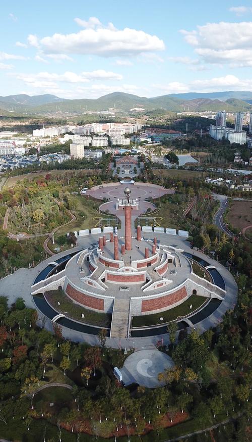 楚雄彝族自治州旅游景点-第2张图片-星月文旅 楚雄彝族自治州旅游景点-第2张图片-星月文旅