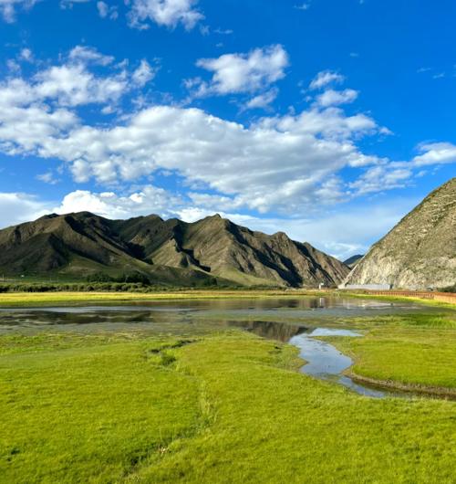临洮自驾去桑科草原,路线怎么走?沿途有哪些必看美景?-第1张图片-星月文旅 临洮自驾去桑科草原,路线怎么走?沿途有哪些必看美景?-第1张图片-星月文旅
